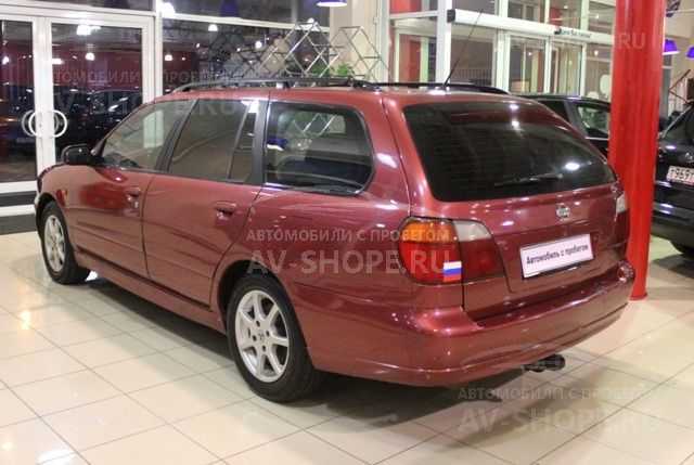 Nissan Primera 2.0i MT (1 л.с.) 2000 г.