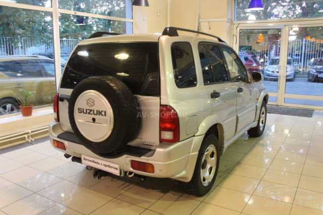 Suzuki Grand Vitara 2.0i  MT (128 л.с.) 2004 г.