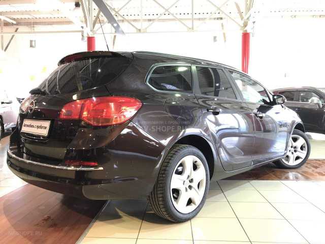 Opel Astra 1.6i AT (115 л.с.) 2013 г.