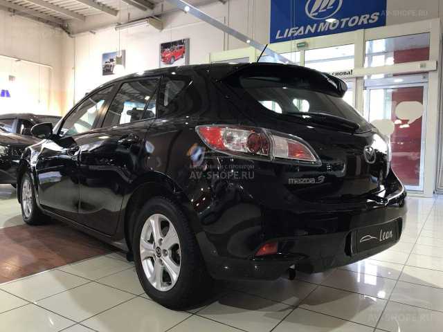 Mazda 3 1.6i AT (105 л.с.) 2012 г.