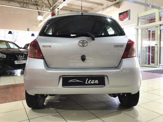 Toyota Yaris 1.3i AMT (87 л.с.) 2008 г.