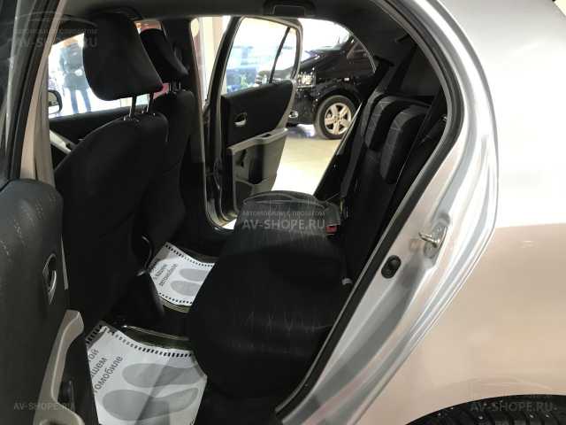 Toyota Yaris 1.3i AMT (87 л.с.) 2008 г.