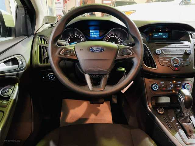 Ford Focus 3 1.6i AMT (105 л.с.) 2016 г.