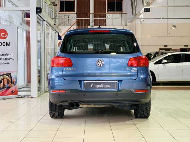 Volkswagen Tiguan 2.0i AT (170 л.с.) 2012 г.