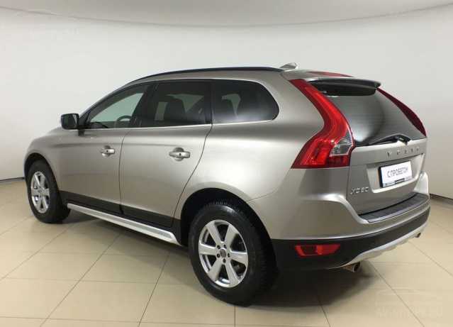 Volvo XC60 2.4d AT (163 л.с.) 2012 г.