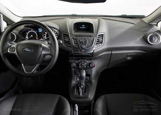 Ford Fiesta  1.6i AMT (105 л.с.) 2015 г.