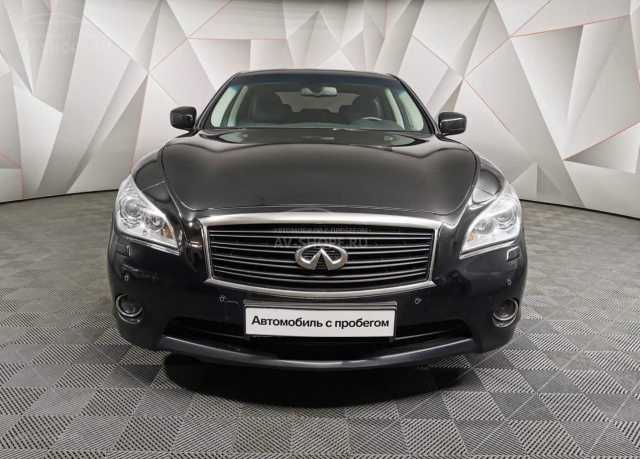    Infiniti Q70