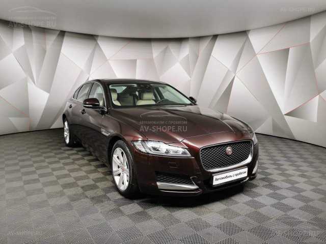    Jaguar XF