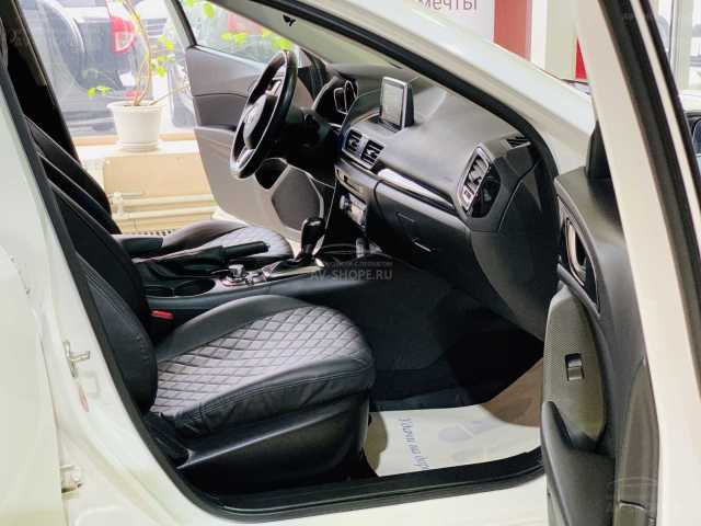 Mazda 3 1.5i AT (120 л.с.) 2014 г.