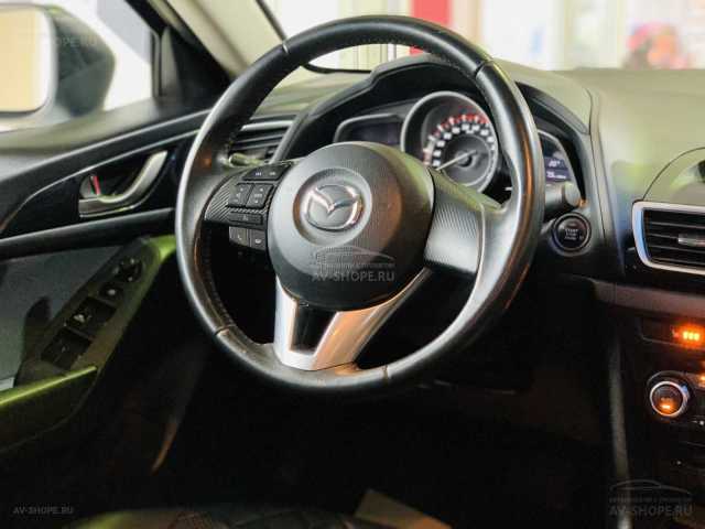 Mazda 3 1.5i AT (120 л.с.) 2014 г.