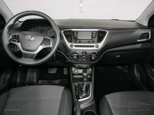 Hyundai Solaris 1.6i AT (123 л.с.) 2017 г.