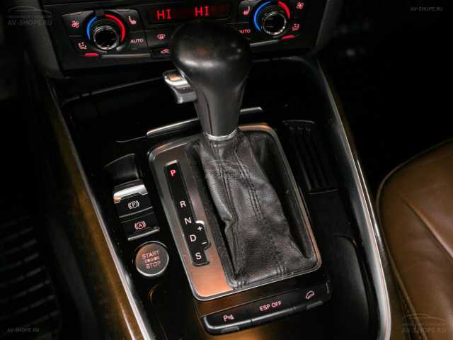 Audi Q5 2.0 AMT 2008 г.