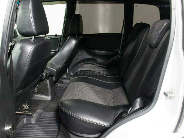 Chevrolet Niva 1.7i MT (80 л.с.) 2013 г.