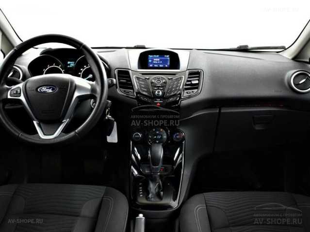 Ford Fiesta  1.6 AMT 2015 г.
