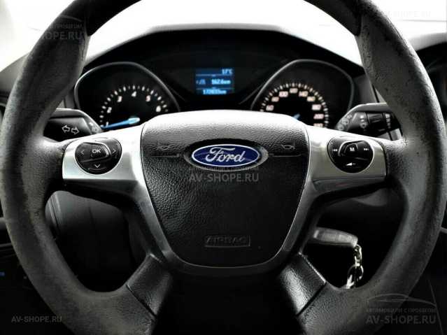 Ford Focus 3 1.6i MT (105 л.с.) 2013 г.