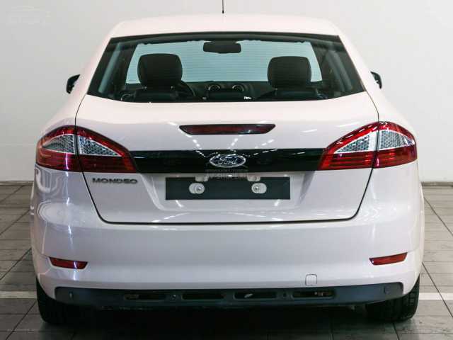 Ford Mondeo 2.3 AT 2010 г.