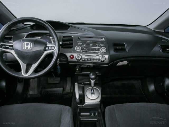 Honda Civic 1.8 AT 2010 г.