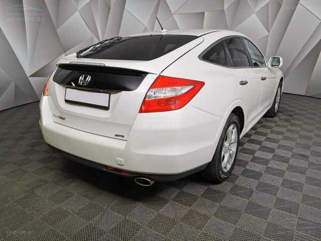    Honda Crosstour