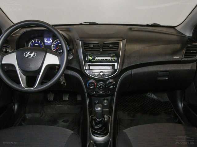 Hyundai Solaris 1.4 MT 2014 г.