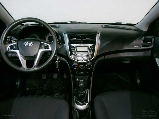 Hyundai Solaris 1.4 MT 2013 г.
