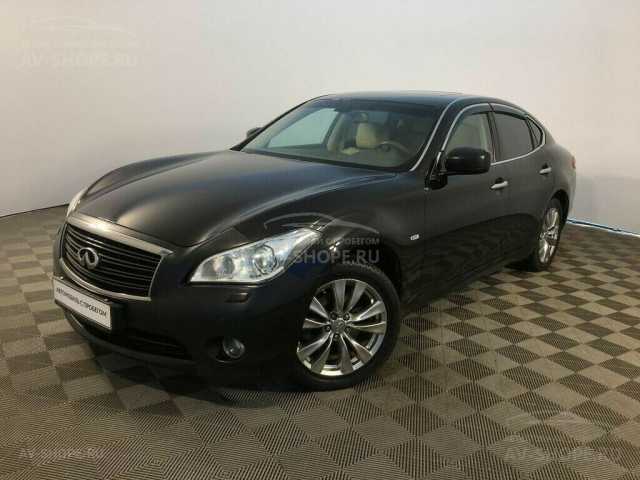    Infiniti M37