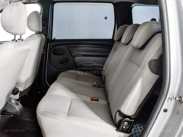    Lada Ларгус
