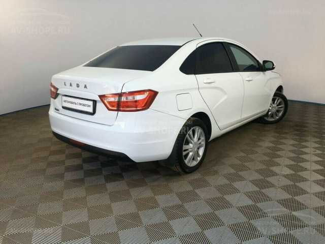    Lada Vesta