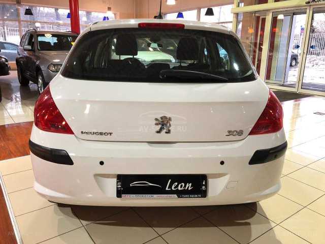 Peugeot 308 1.6i AT (120 л.с.) 2010 г.