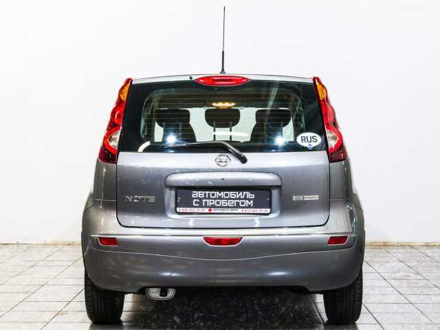 Nissan Note 1.6 AT 2013 г.
