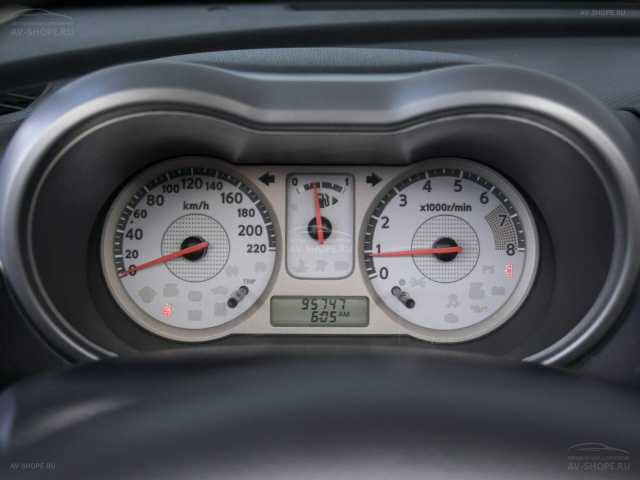 Nissan Note 1.6 MT 2007 г.