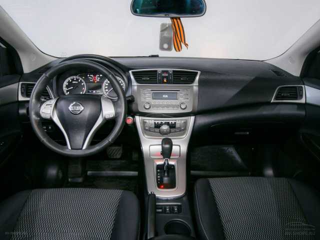 Nissan SENTRA 1.6 CVT 2015 г.