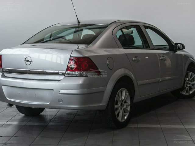 Opel Astra 1.6 AMT 2008 г.