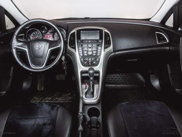 Opel Astra 1.6 AT 2012 г.