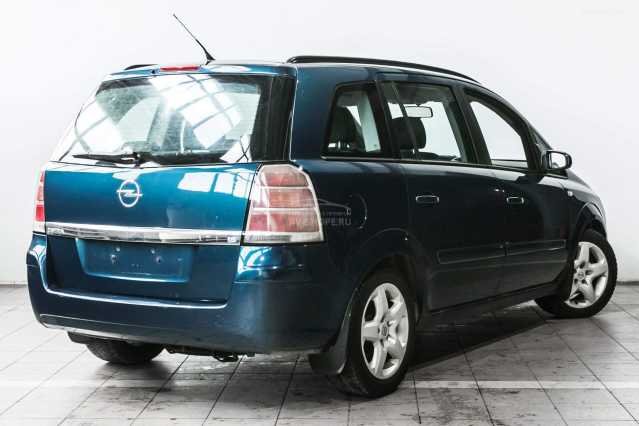 Opel Zafira 1.8i MT (140 л.с.) 2007 г.
