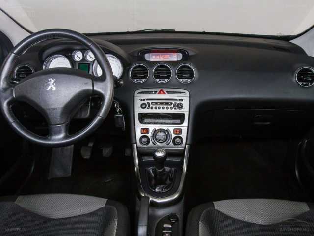 Peugeot 308 1.6 MT 2010 г.
