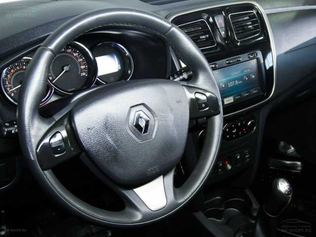 Renault Sandero 1.6 MT 2015 г.