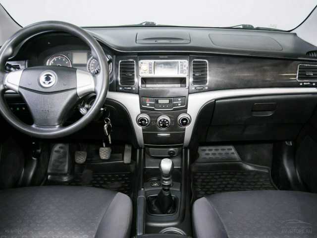Ssang Yong Actyon 2.0i MT (149 л.с.) 2012 г.