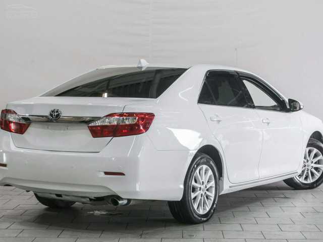 Toyota Camry 2.5i AT (181 л.с.) 2013 г.