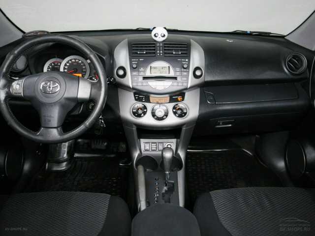 Toyota RAV 4 2.0 AT 2006 г.