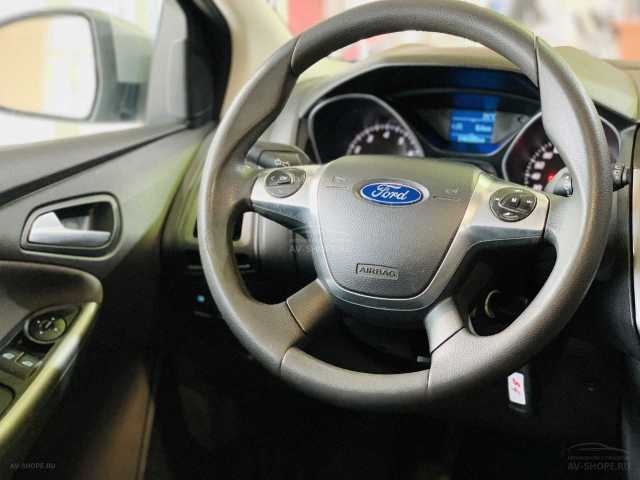 Ford Focus 3 1.6i MT (125 л.с.) 2011 г.