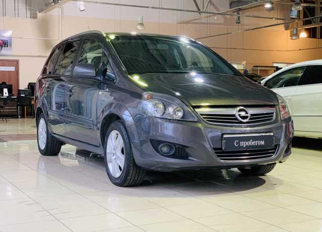 Opel Zafira 1.8i AMT (140 л.с.) 2013 г.