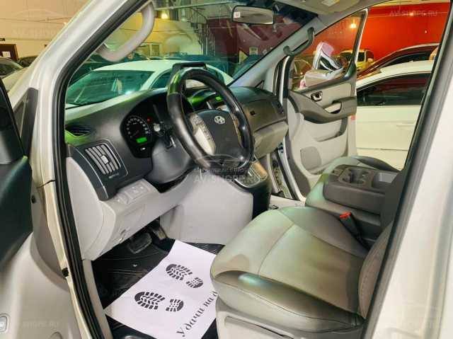 Hyundai Grand Starex 2.5d AT (174 л.с.) 2009 г.
