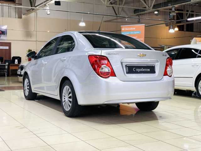 Chevrolet Aveo  1.6i MT (115 л.с.) 2014 г.