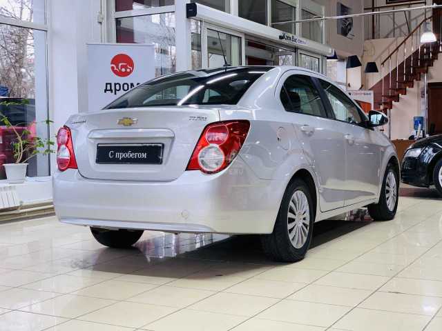 Chevrolet Aveo  1.6i MT (115 л.с.) 2014 г.