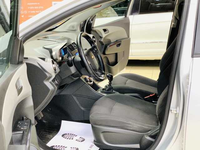Chevrolet Aveo  1.6i MT (115 л.с.) 2014 г.
