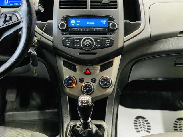 Chevrolet Aveo  1.6i MT (115 л.с.) 2014 г.