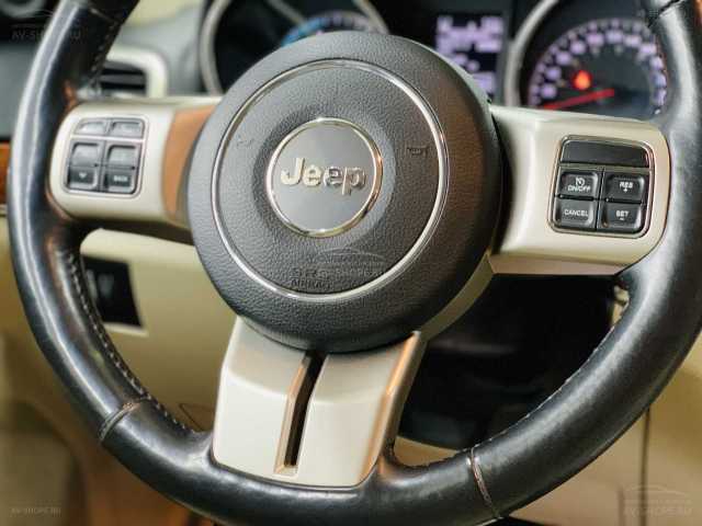 Jeep  Grand Cherokee 3.0d AT (243 л.с.) 2012 г.