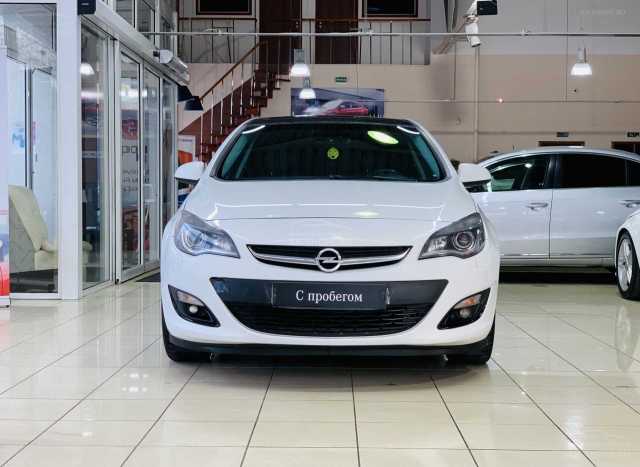 Opel Astra 1.6i AT (180 л.с.) 2012 г.