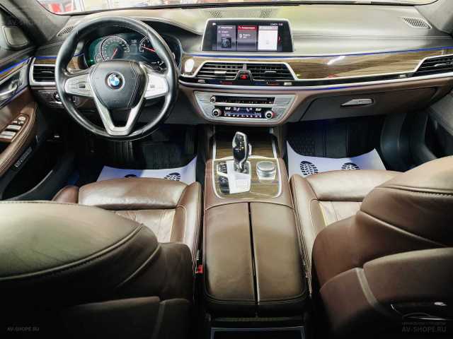BMW 7 серия  3.0i AT (326 л.с.) 2017 г.