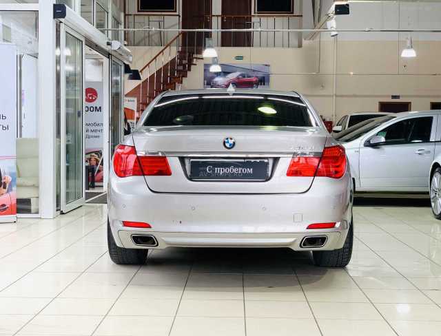 BMW 7 серия  3.0d AT (306 л.с.) 2011 г.